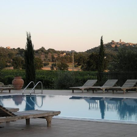 Villa Acquaviva Wine Resort 蒙特马拉诺 外观 照片