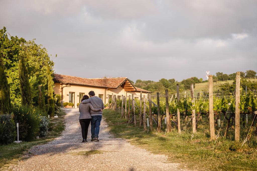 Villa Acquaviva Wine Resort 蒙特马拉诺 外观 照片