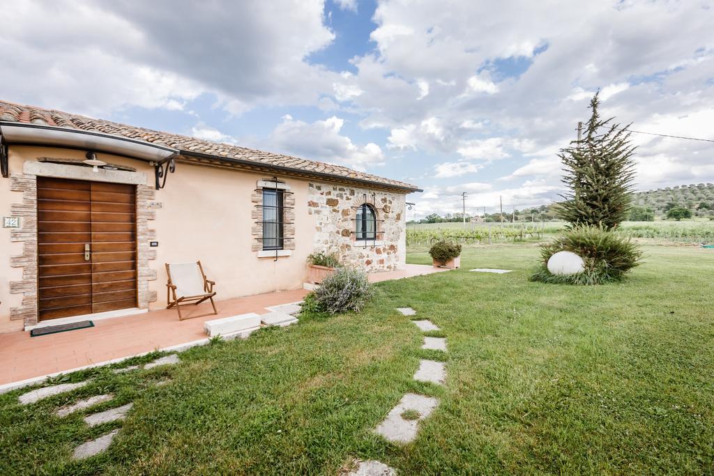 Villa Acquaviva Wine Resort 蒙特马拉诺 外观 照片