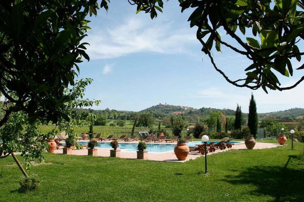 Villa Acquaviva Wine Resort 蒙特马拉诺 外观 照片